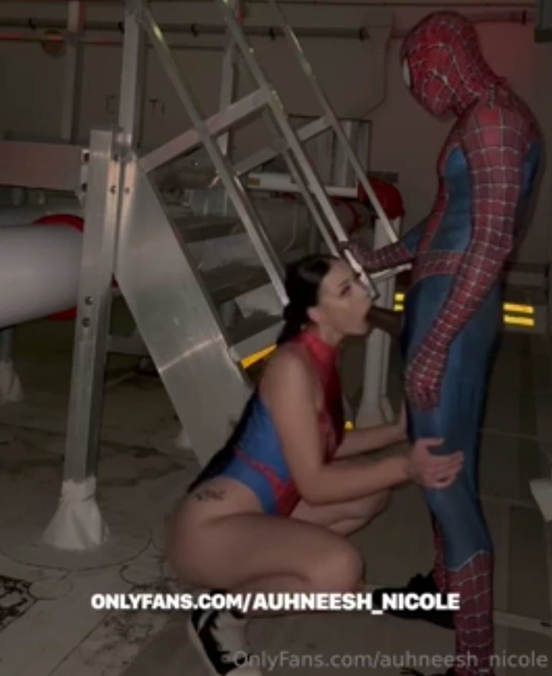 rooftop spidergirl gets fucked by bbc spiderman