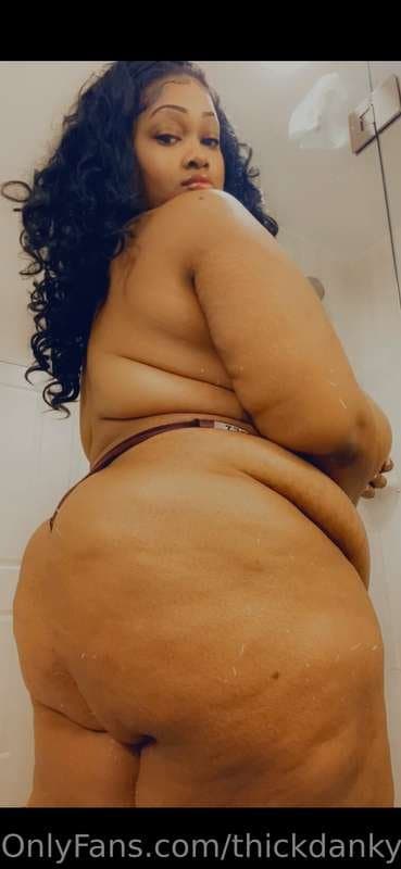 Click to view full size Massive tits Ebony bbw ??????