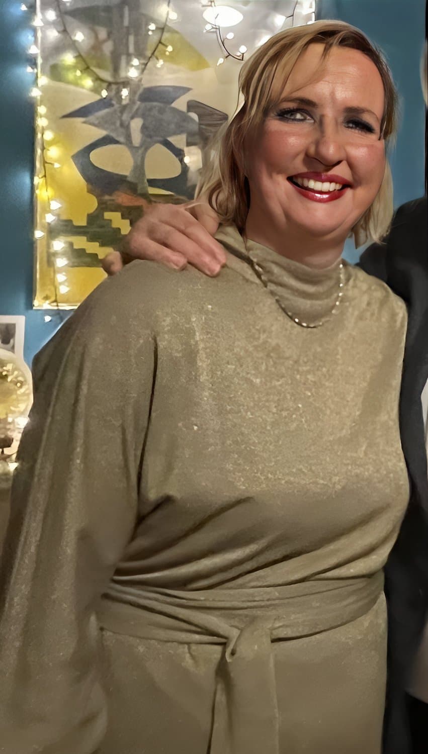 Dutch Anna dildoing whore