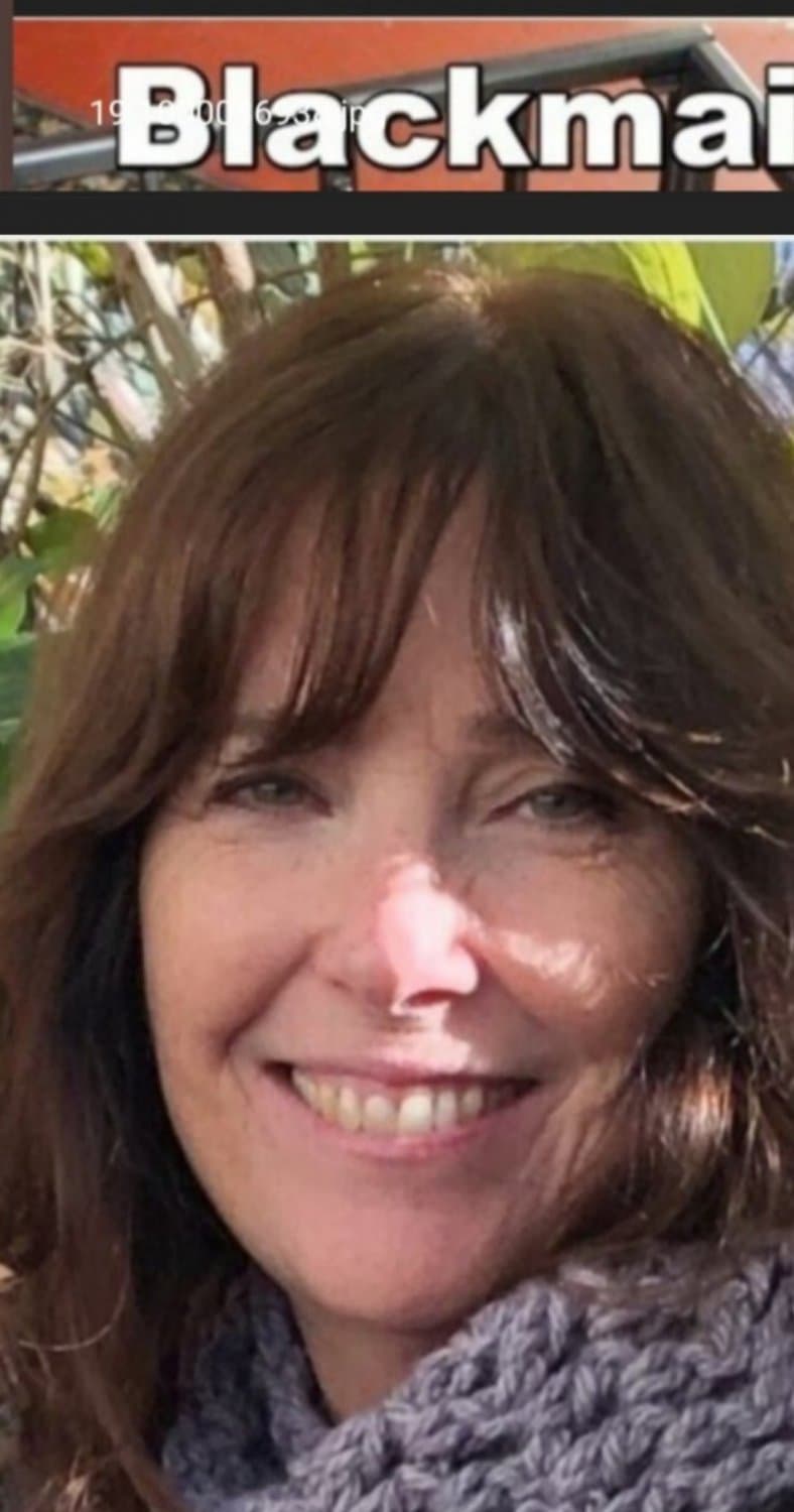 WHITE CUM ON MY FACE/BLACK CUM IN MY WHORE MOUTH! ( FEATURING SUSAN)