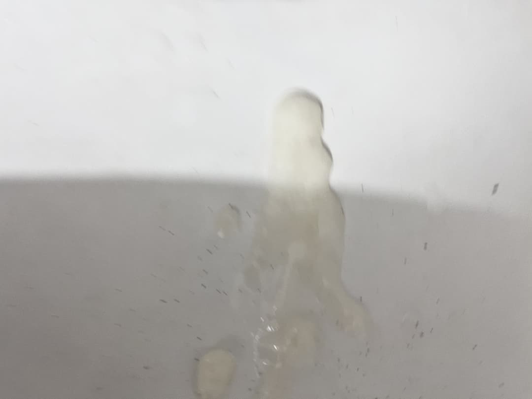 2025-09-19-151105--red_toe-nails-ninf (1)