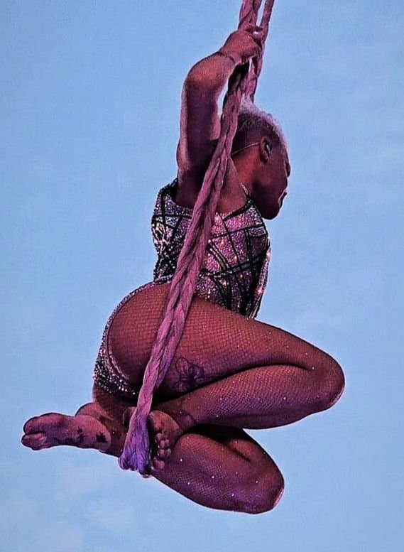 Pink Banging Body & Hot Ass & Petite Suckable Tits Has Me Dripping For The Goddess ?