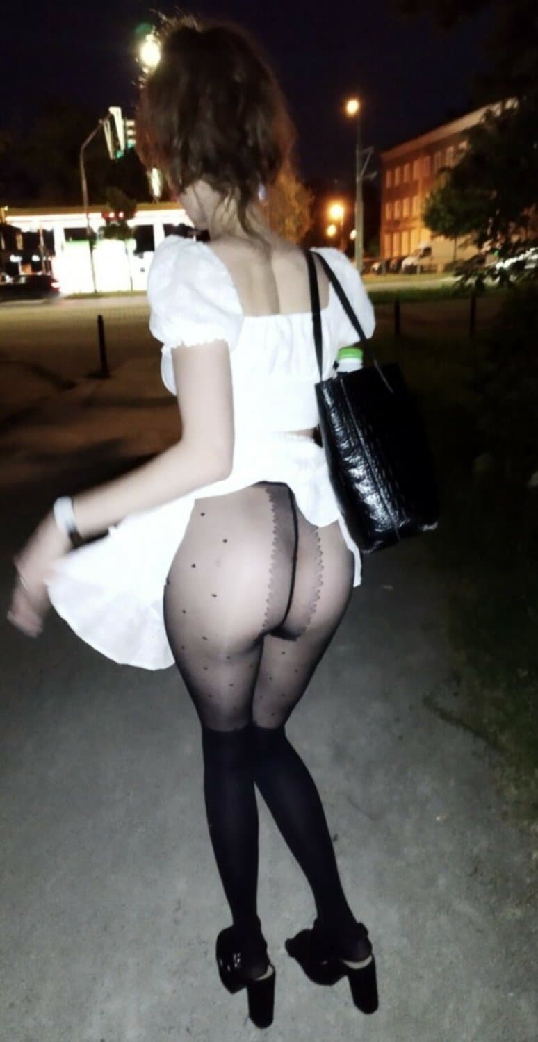 Horny flight attendant knows her charms