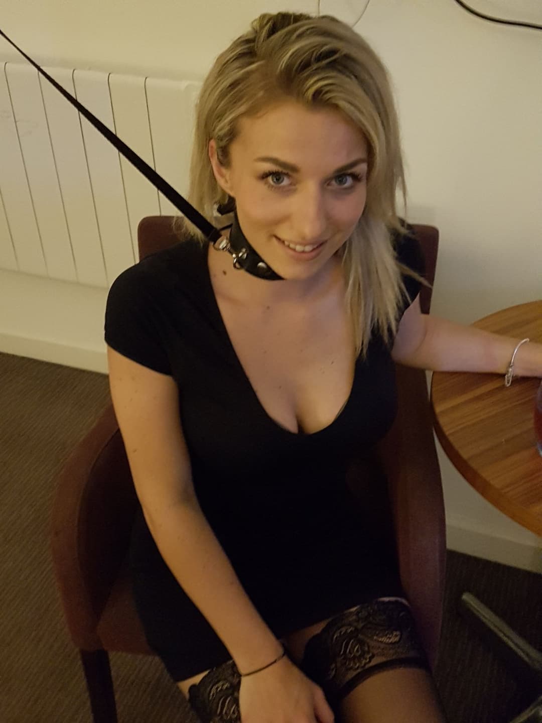 Blonde british escort hotel bj