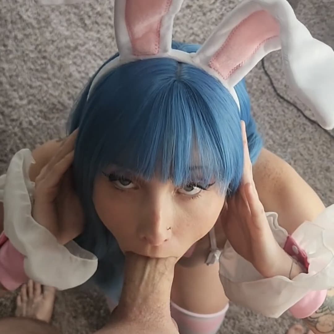 Coelhinha sexy boa na chupeta ??