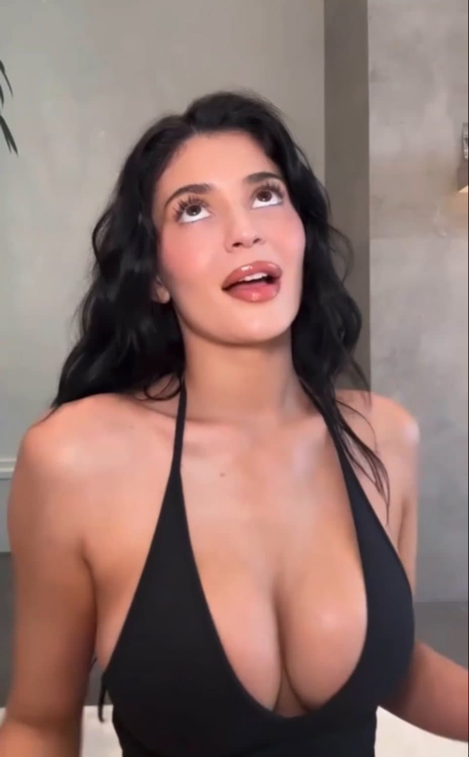 Kylie Sextape Titsfuck Blowjob Facial groped Hot AI ???