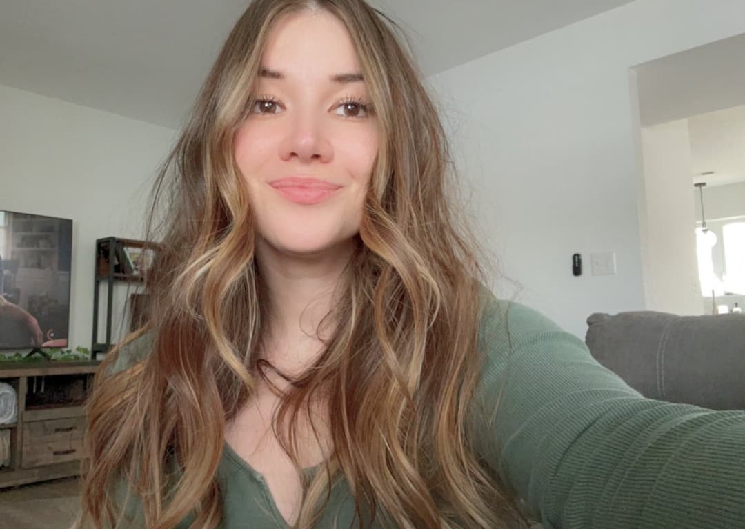 Click to view full size Hottest Milf ever? This curvy slut who loves sticking her tongue out comes damn close