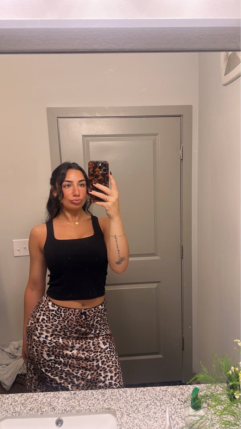 Friends stepsister (23) grew up with big boobs