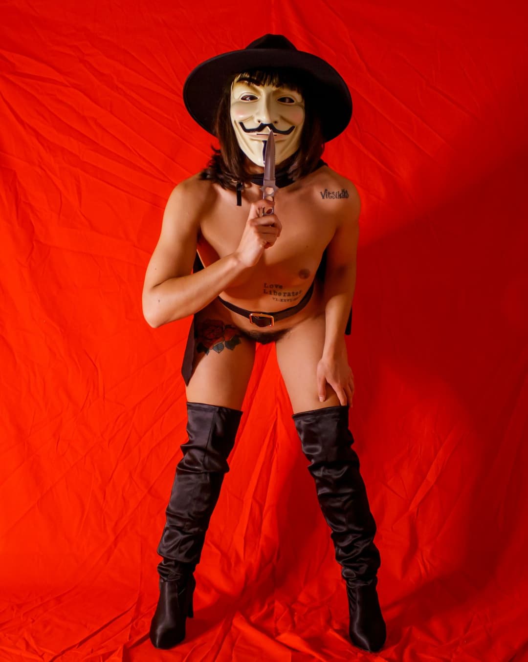 Guy Faux Cosplay Maia Rain