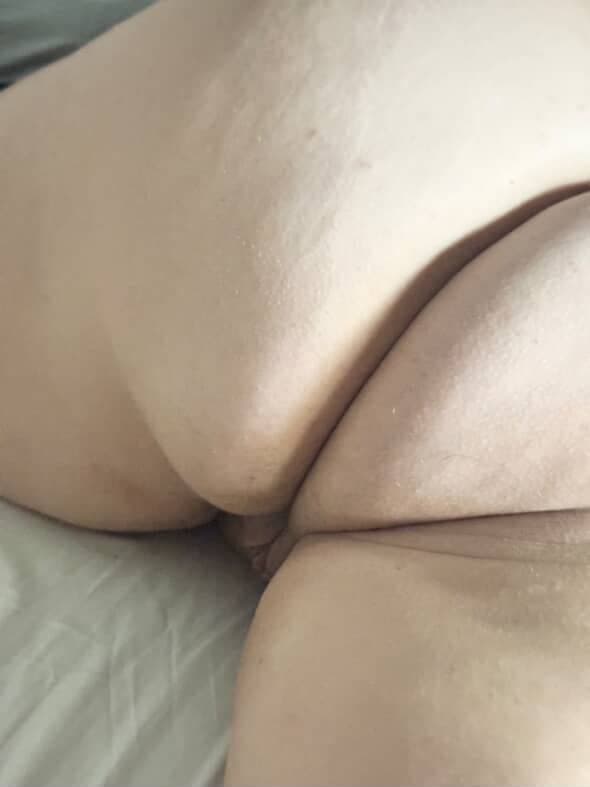 Captured my thick wife sleeping butt naked , Denver Colorado