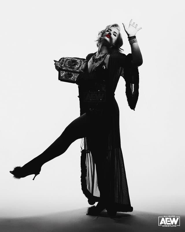 TIMELESS TONI STORM ???