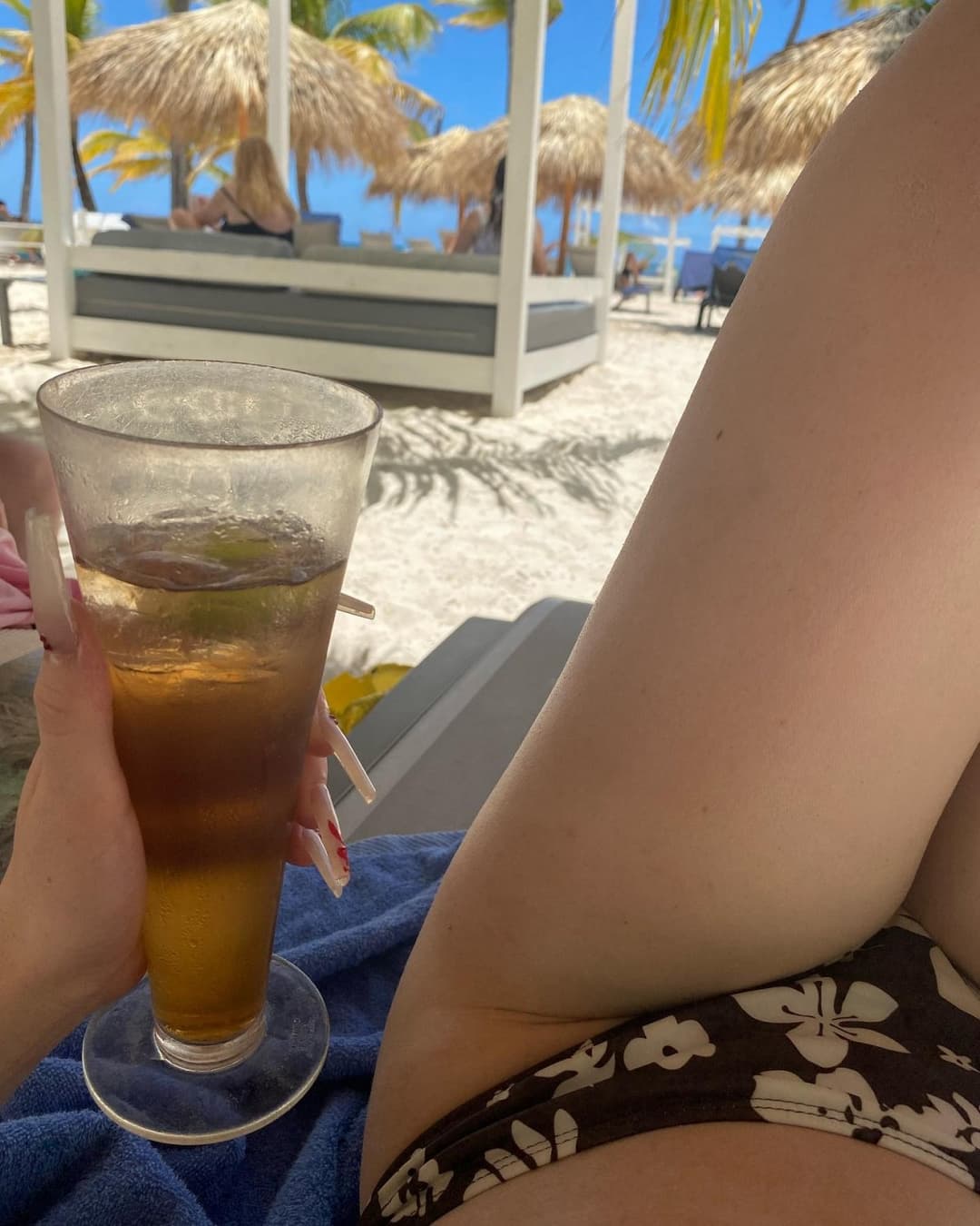 Click to view full size IG slut Ebra (21) IRL submitted, tattoed goondoll