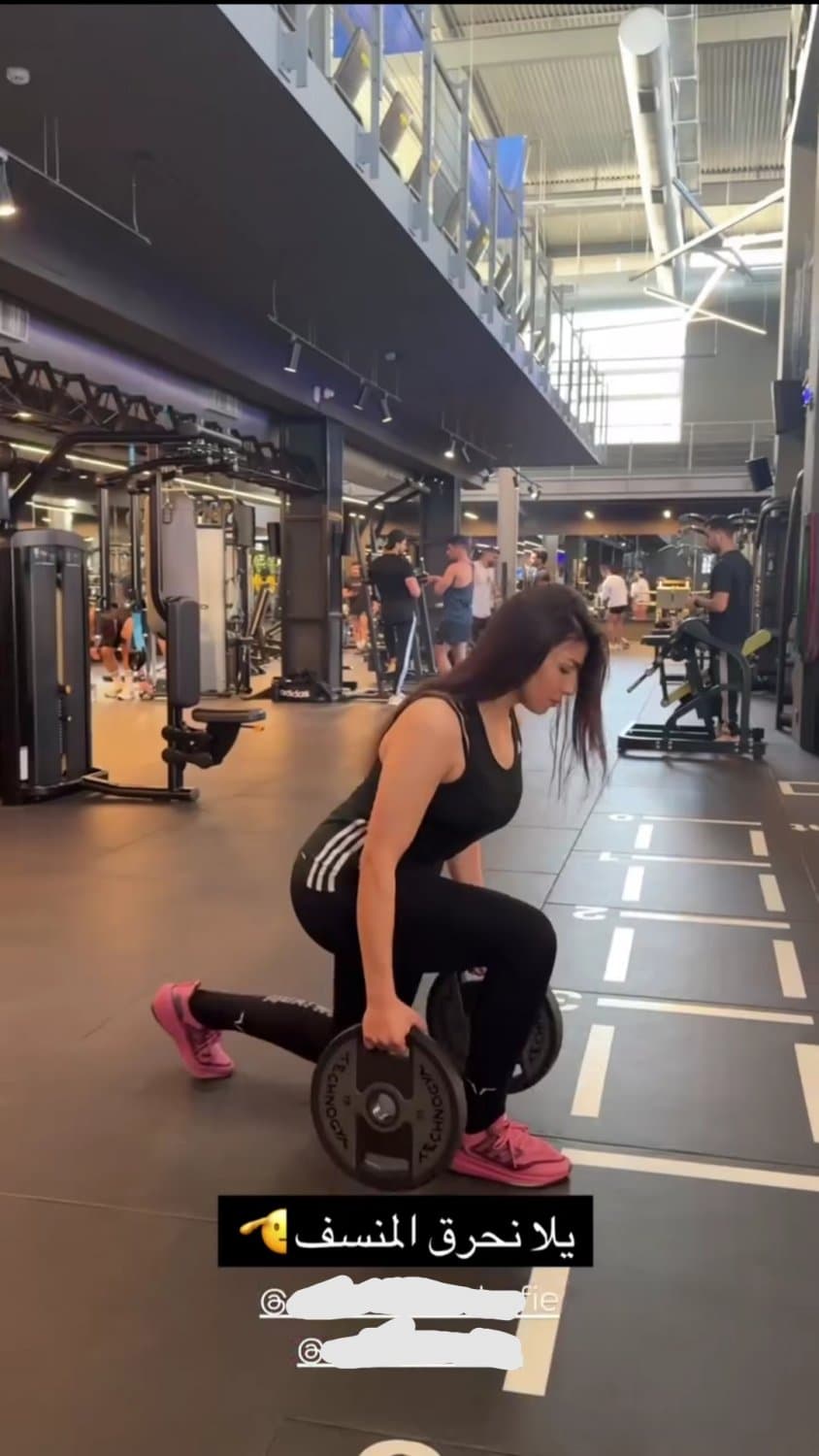 Sexy Arab Muslim slutty coach with a perfectly shaped big ass