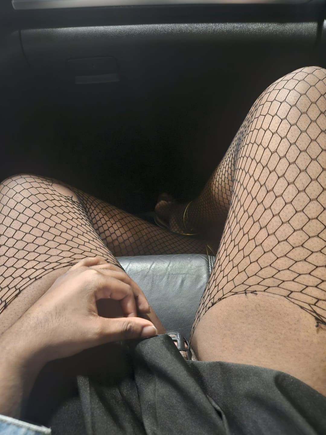 Thick sissy hooker working that corner