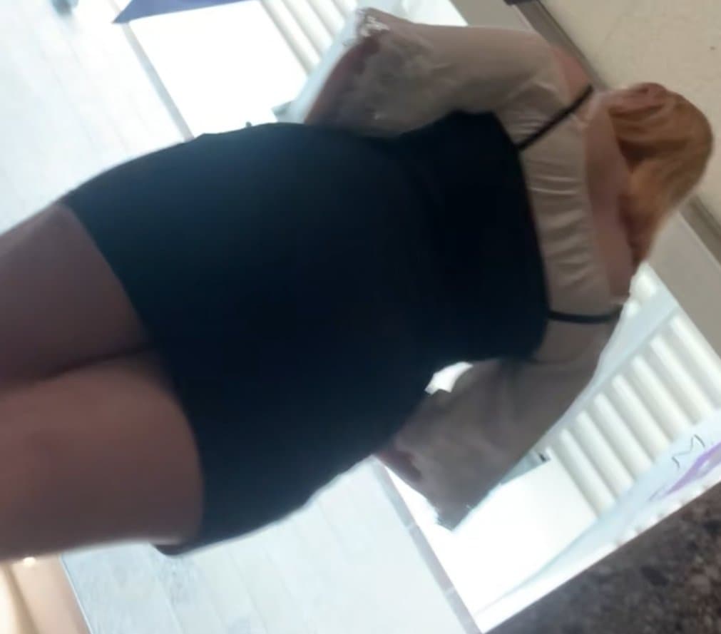 Sexy Teens Ass + Face pic