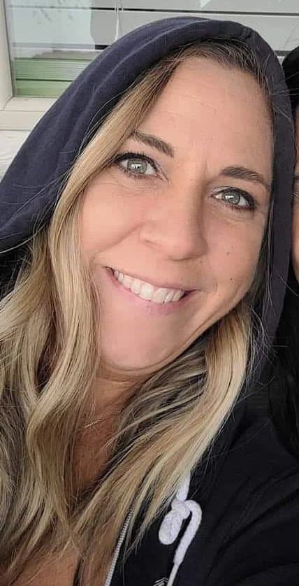 Katie  and Sandra travel all the way from the pacific northwest to show their tits off at mardi gras