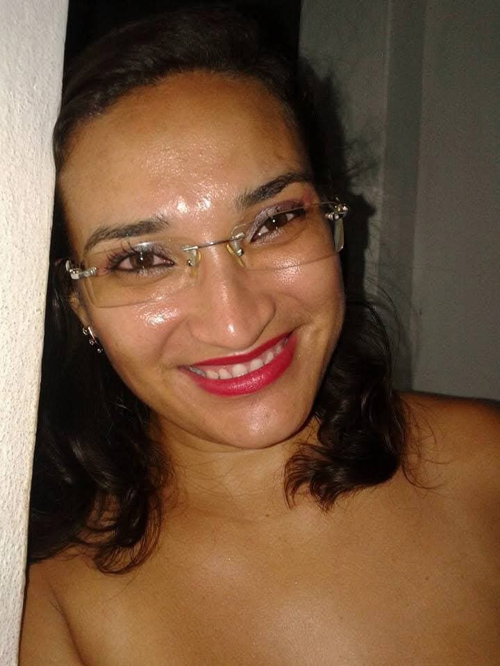 tia Leninha, a tia puta do meu amigo