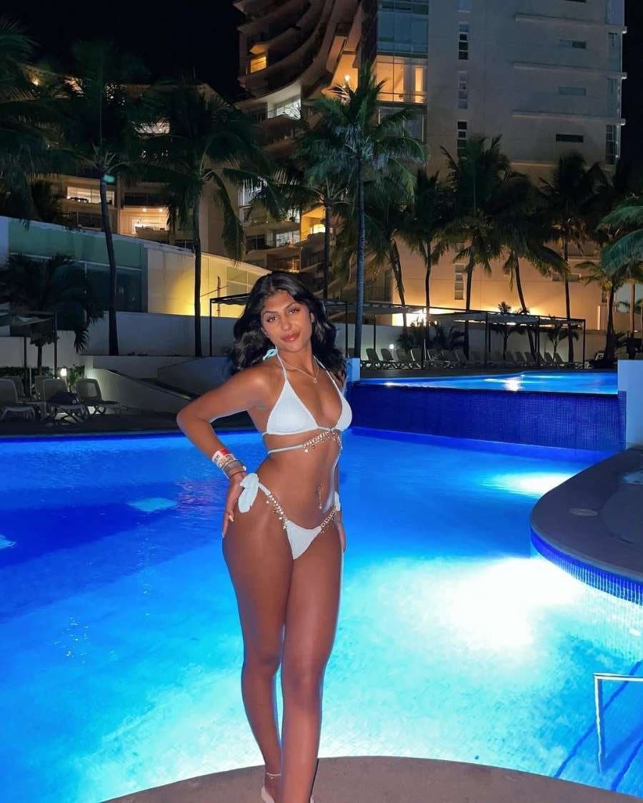 Return of fat ass Indian Gurgeet. Cum to this slab of Indian meat