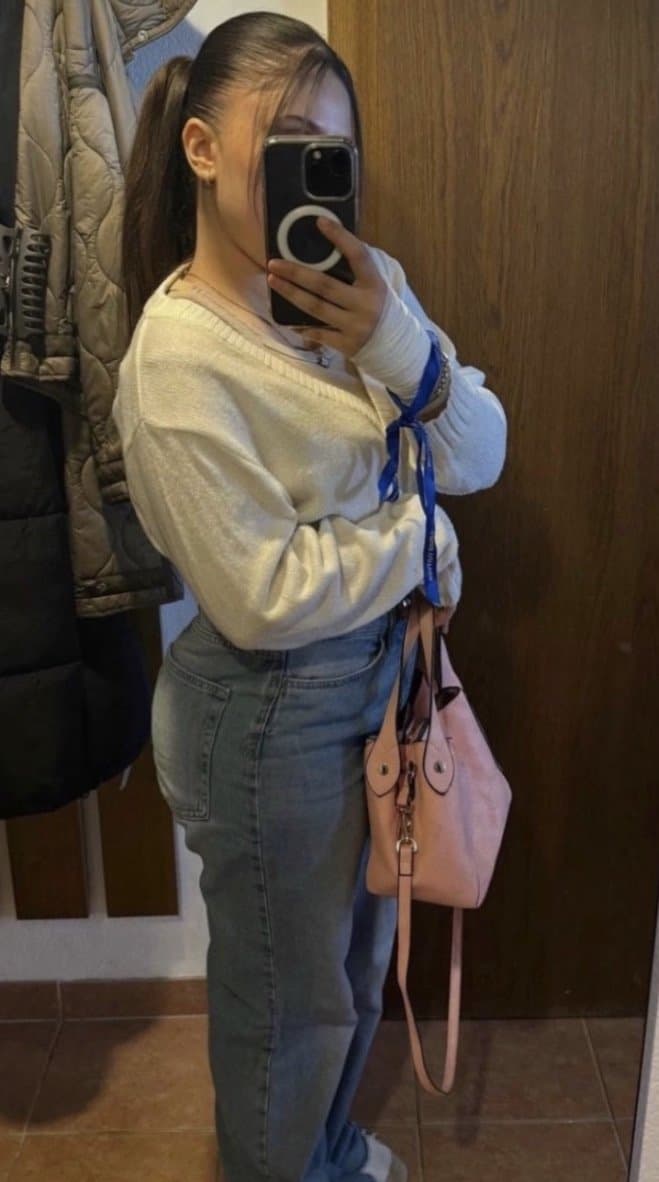 Click to view full size Can Anyone help me make my cousin a webslut pls DM i Need help!!!