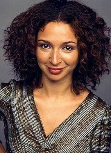 Exotic biracial natural beauty  Maya Rudolph is an absolute stunner. Sexy freckles and sexy tits