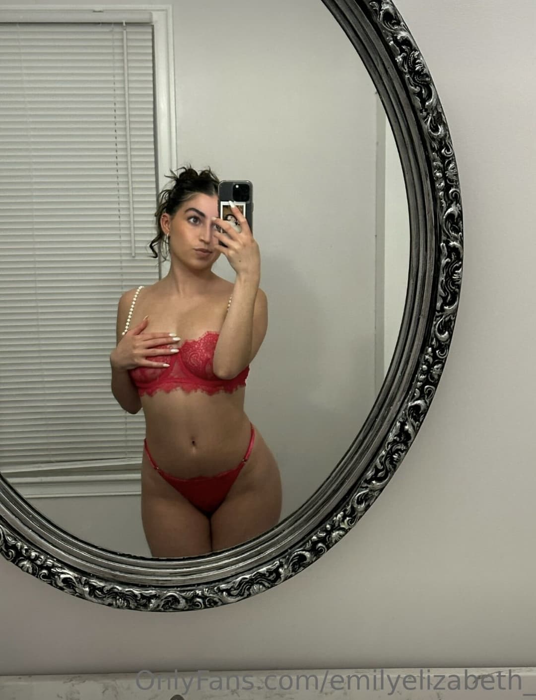 she wasn’t as successful as her whore sister because she wouldn’t get naked