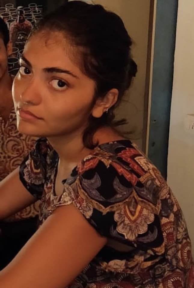 Internet minx Jenny shows her tits