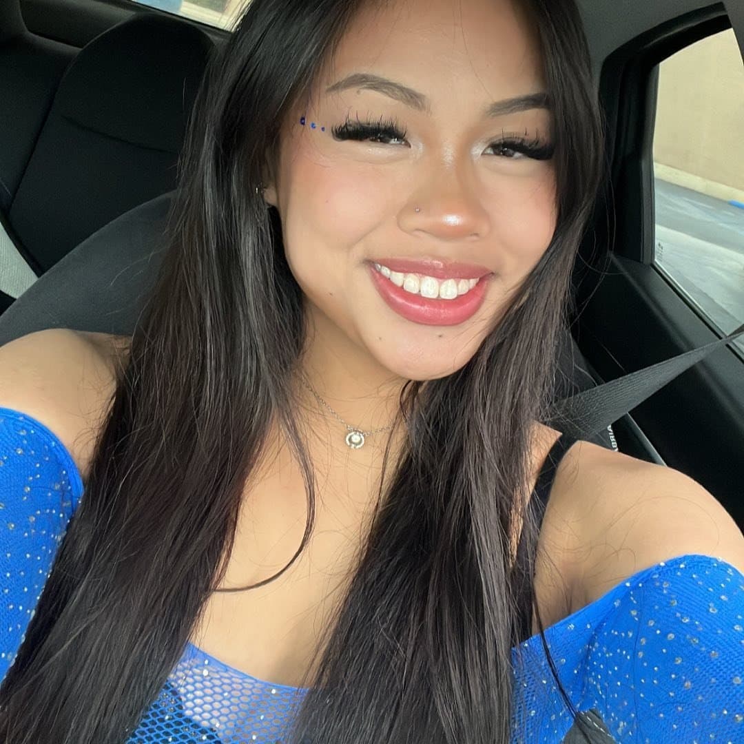 Sexy phat ass ABG teen Noelle