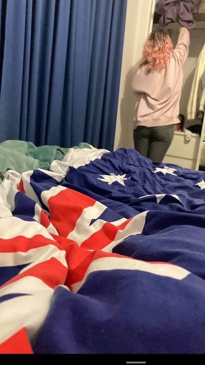 Aussie slut Evelyn Mavin