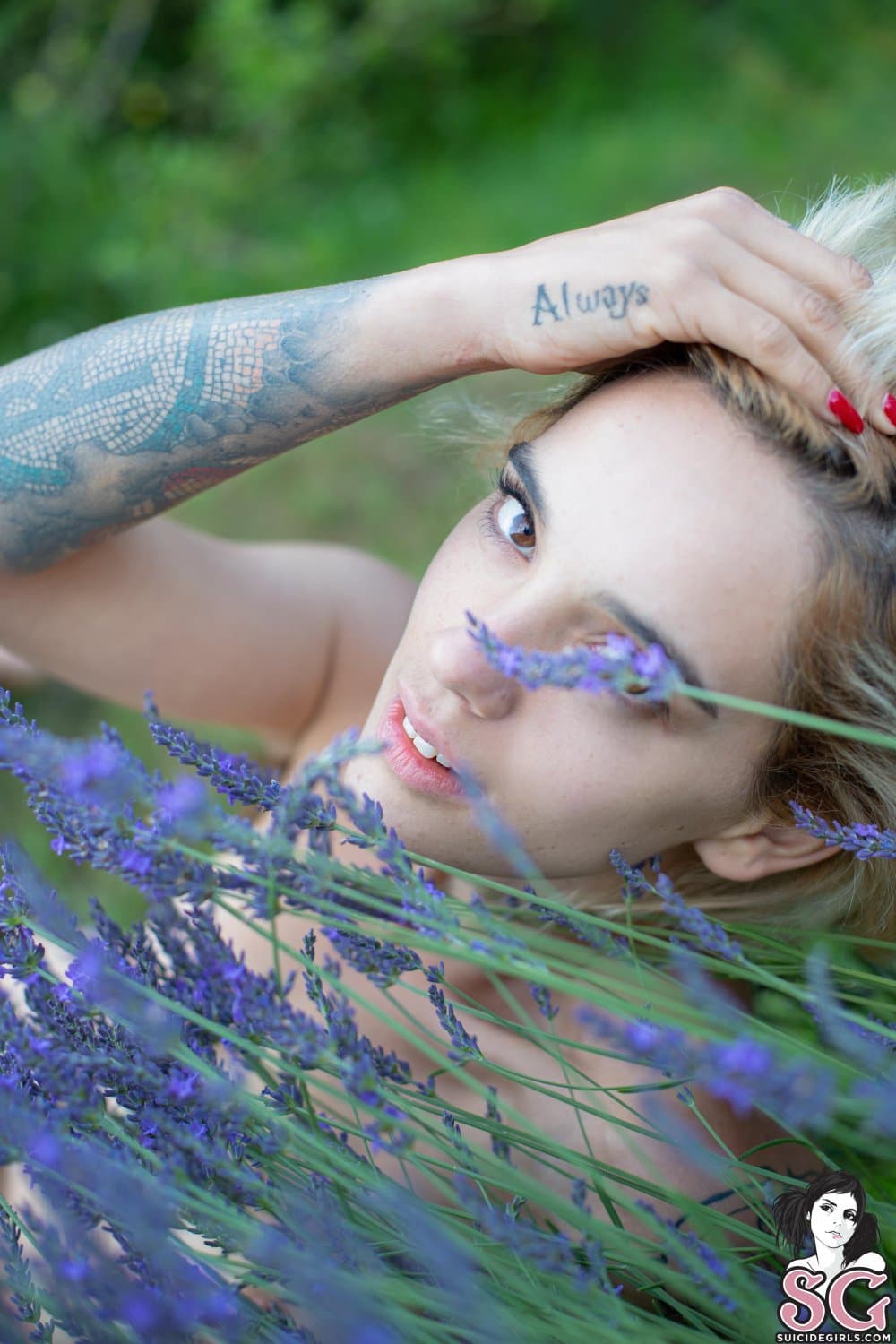 Witchy Pixie - Suicide Girls