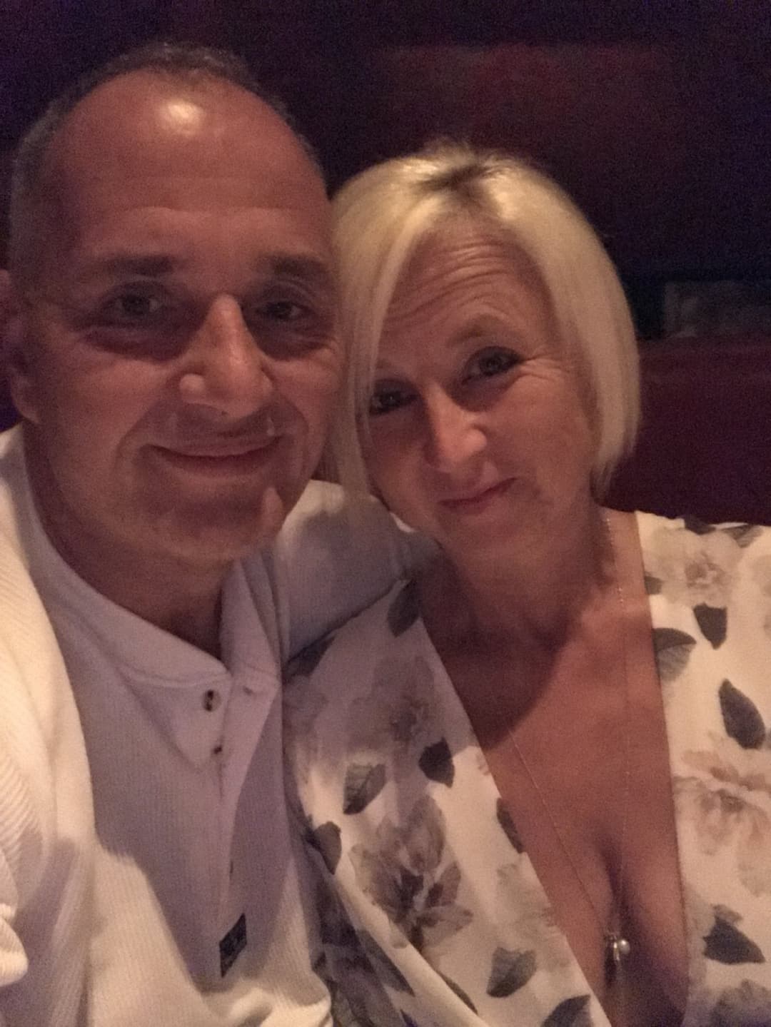 Hot wife Tracey, Kent Uk & hubby