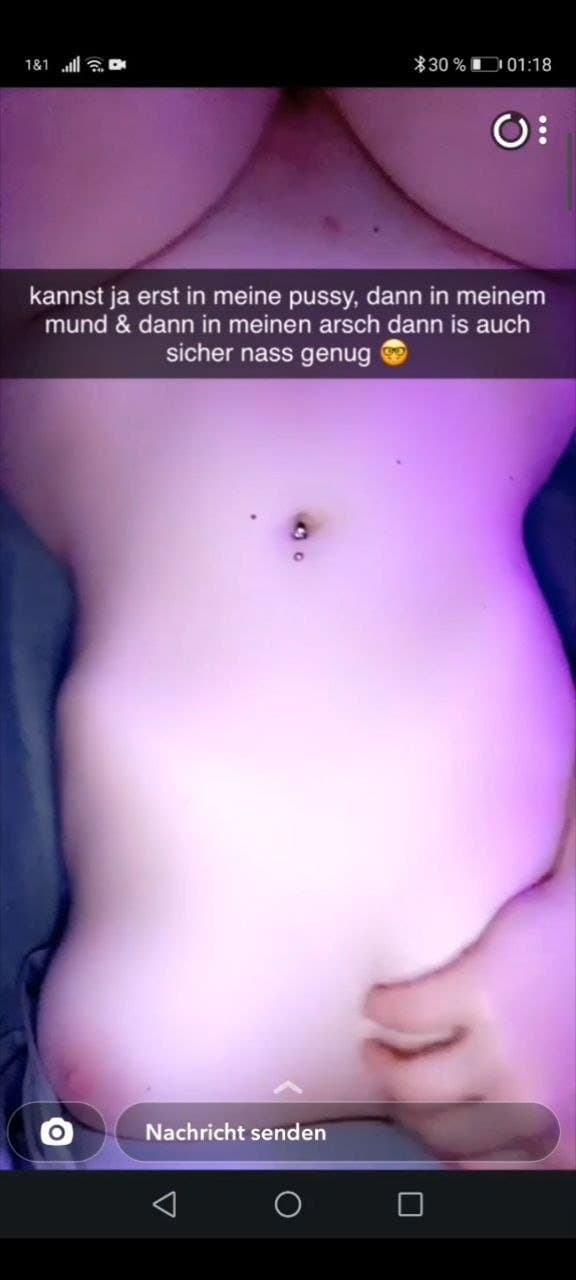 Click to view full size New slut submission! Emily Berger