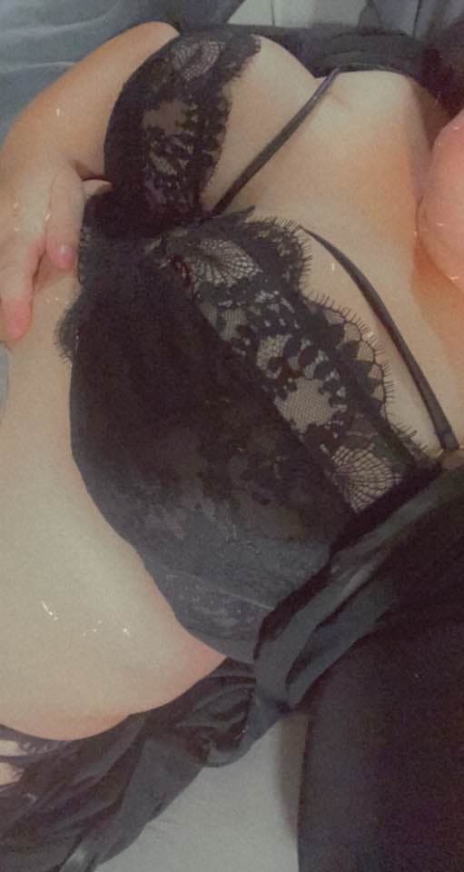 Hot wife Joanna want to be the most famous webslut