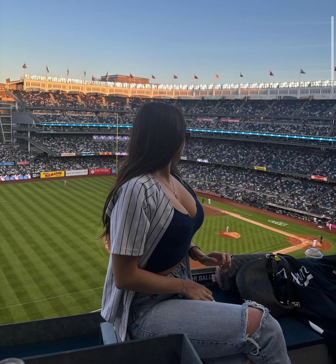 Evangeline G - Hot vsco teen (St. John’s)