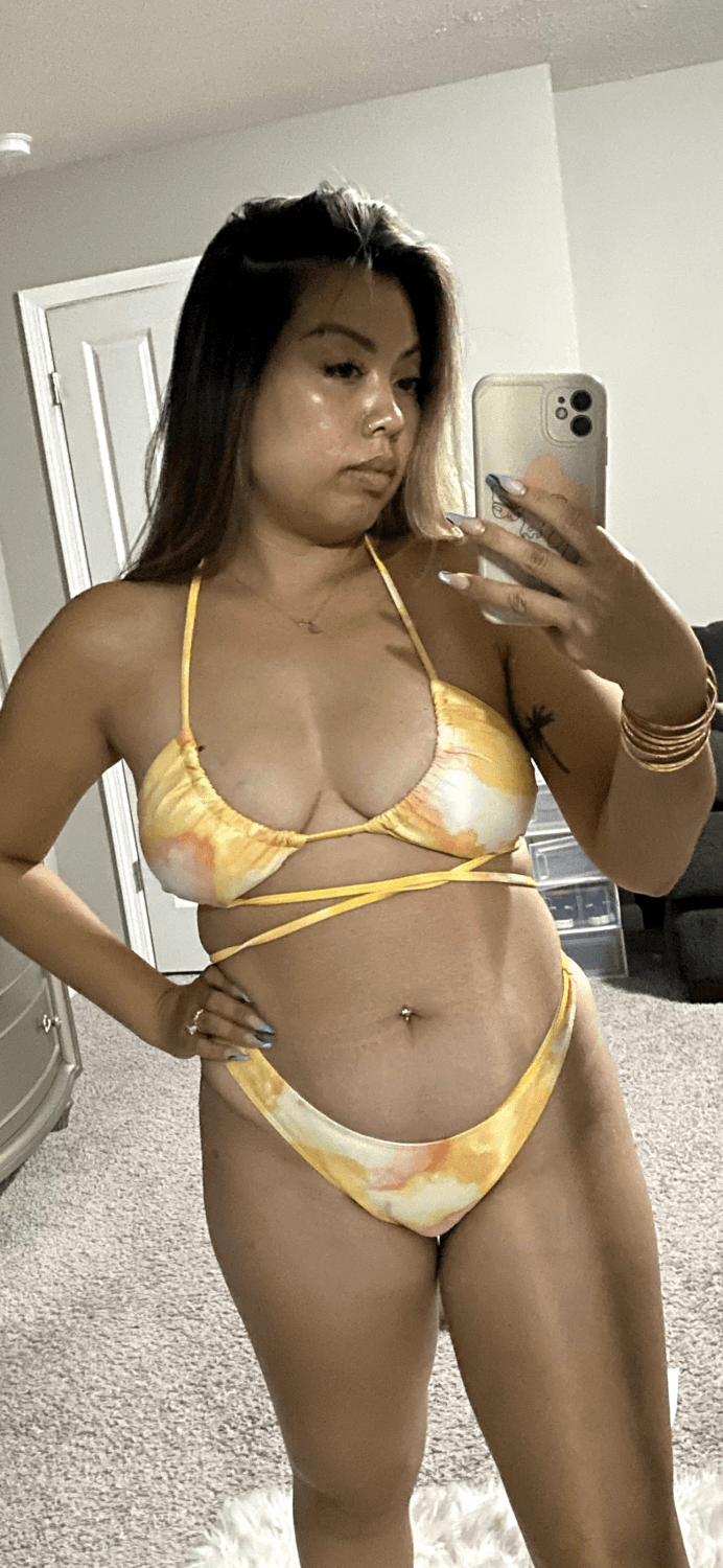 Asian slut Sue got some cakes!