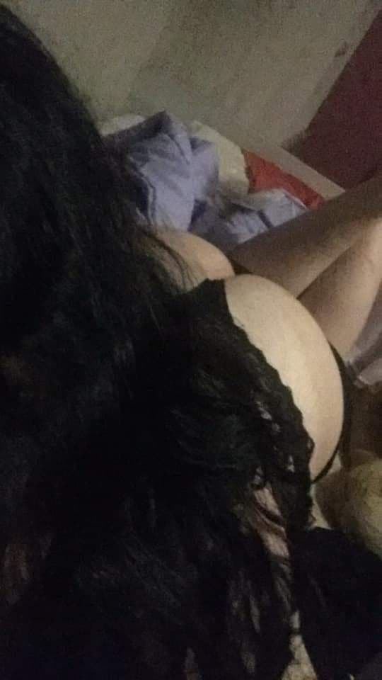 Big titty slut loves suckin big cocks