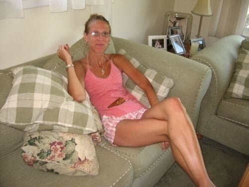 Skinny MILF librarian after a little wine. Cute little saggy Tits and nice piss flaps tho ?