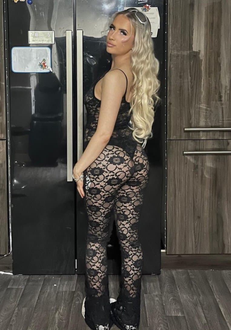 Click to view full size UK Chav (User Submitted)