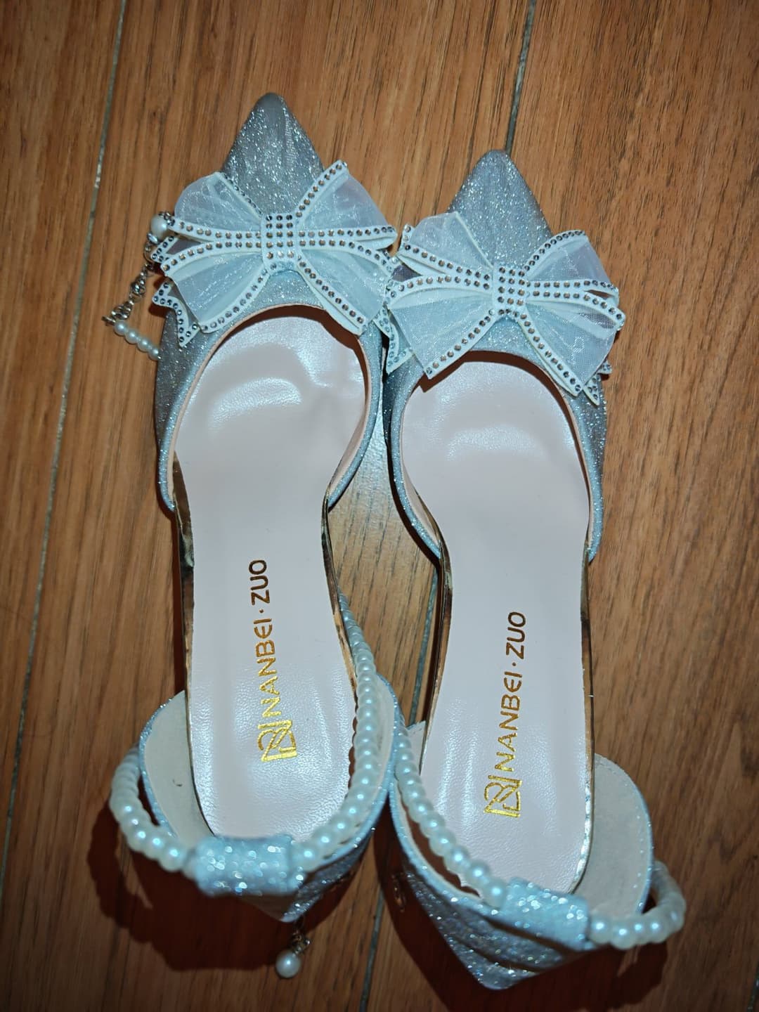 Asian feet / shoes & cum 2