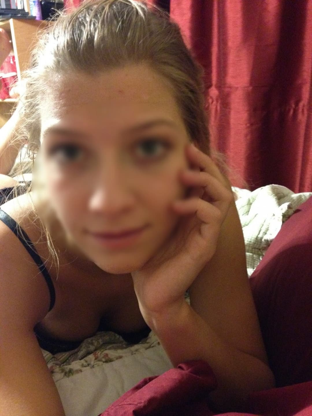 Enjoy my girlfriend. What would you do to her? To her pussy, her ass, her mouth?