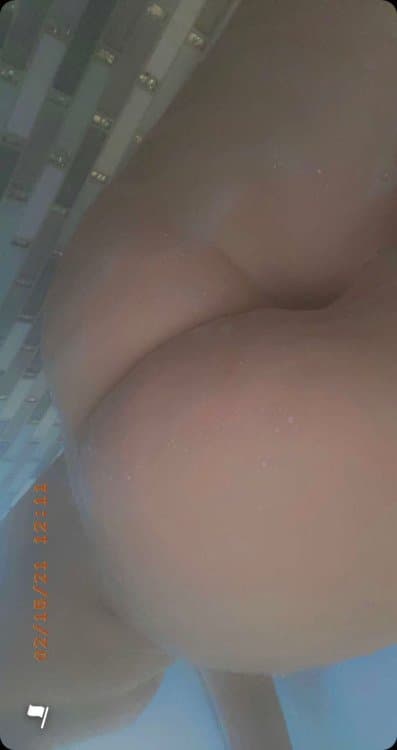 College sluts pale bare ass cheeks