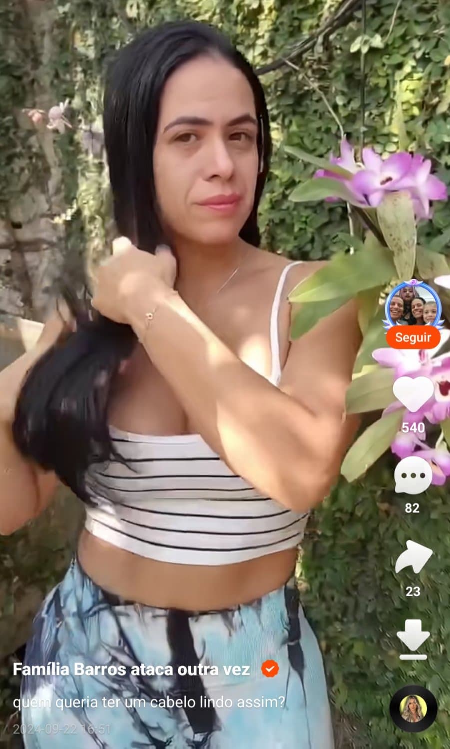 Alguém tem mais conteúdos dessa coroa pelada ? O nome dela é Sandra Barros ou Sandra Pereira