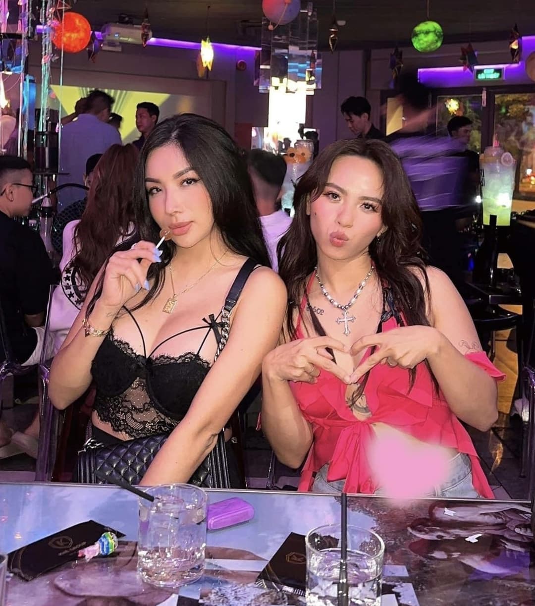 Single Mom Truc Anh Vietnamese Hoe.