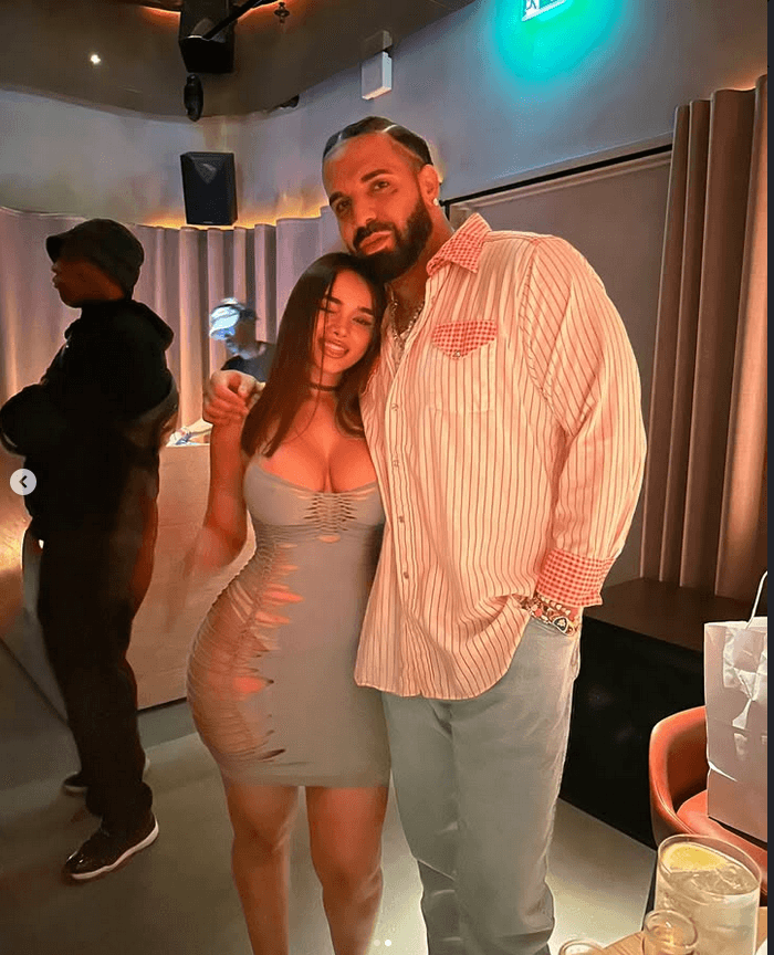 We all know drake cracked that shit!!!??