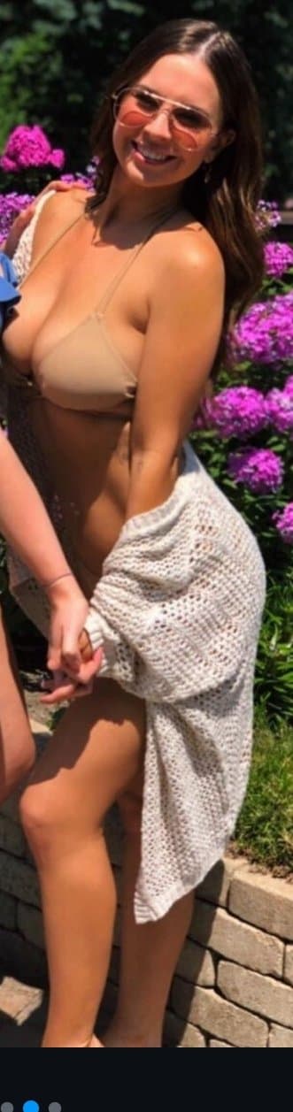 Riley Reid lookalike horny wild hoe I met at the bar rides this dick