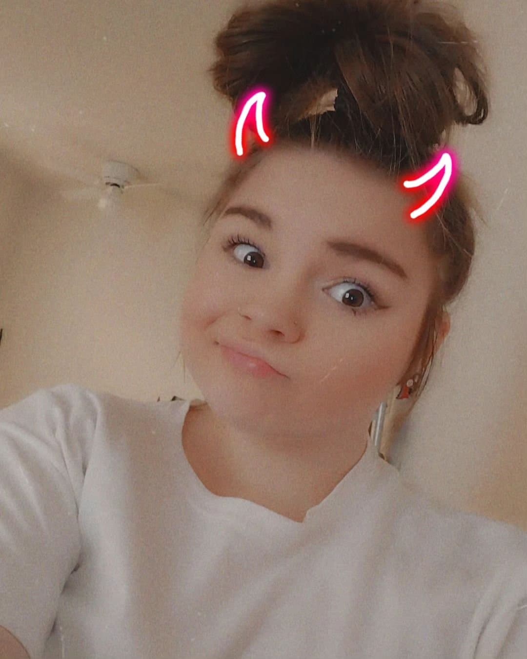 BAD BITCH TT GOONING US FOR FUN