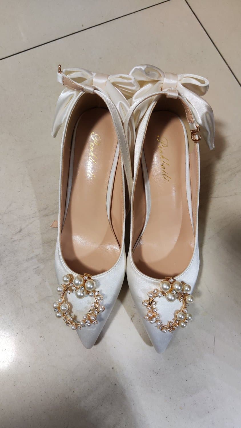 Asian shoes / feet & cum 3