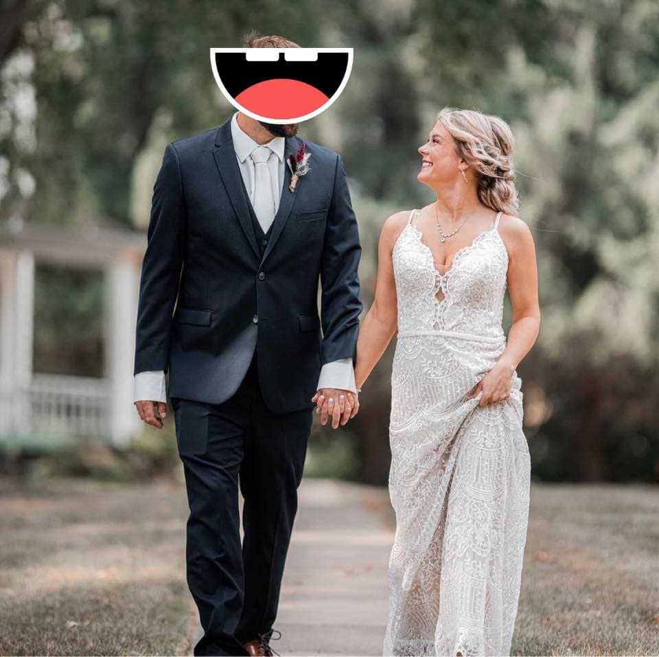 This girl describes what the hottest girl in America is like, then shows off her body for G G W