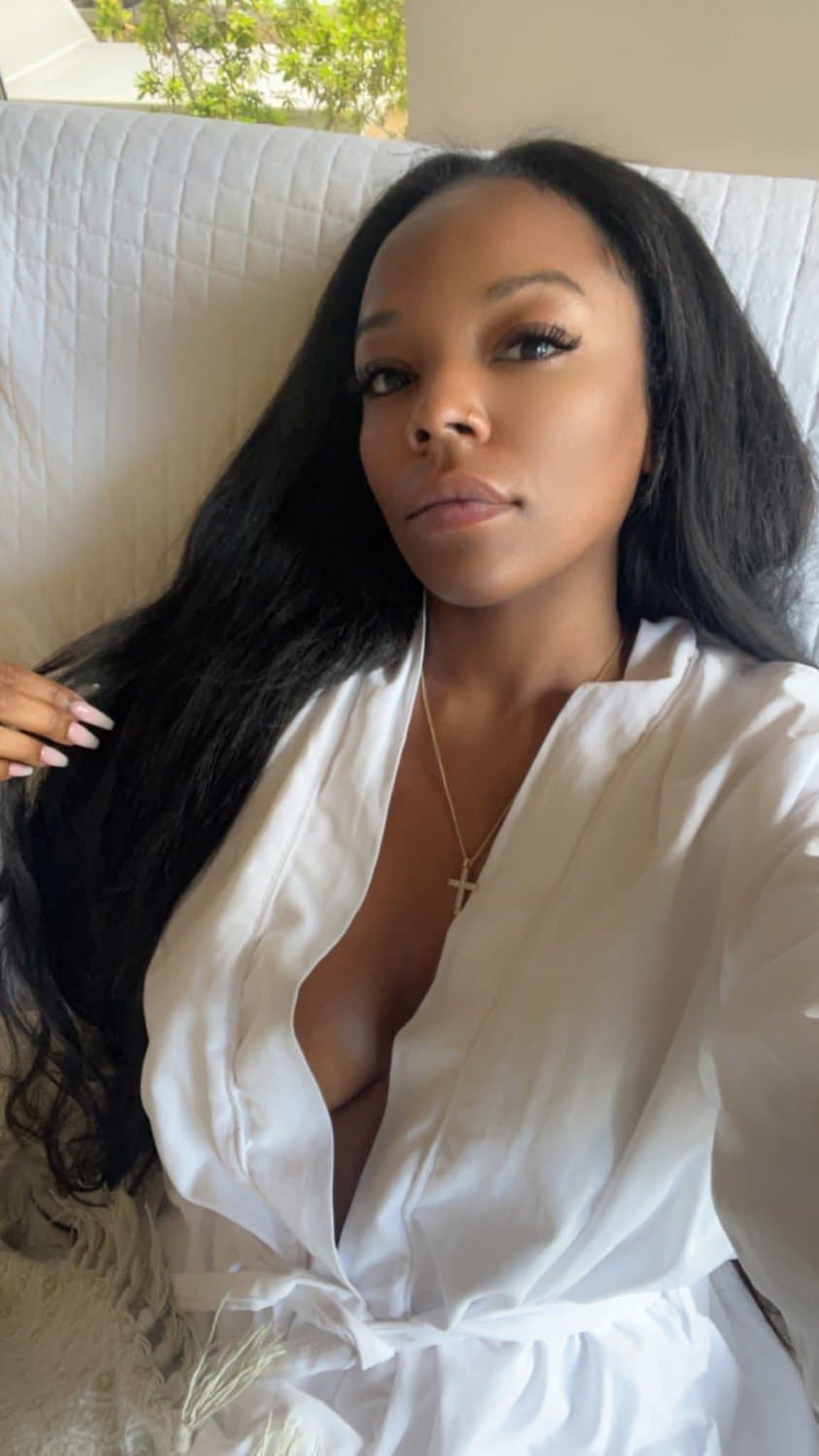 Ebony Queen wants your babies.