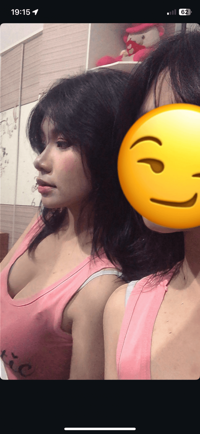 Con đĩ bồn chứa tinh sinh năm 2009