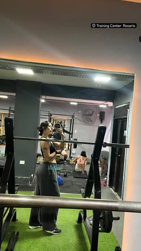 sofiicarsiimo. 2. terrible culazo la negra.. vgg